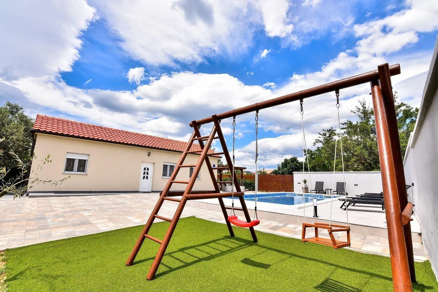 Apartment Gordana Mar Vrsi